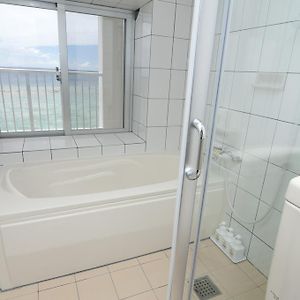 Three-Bedroom Apartment Sea View
